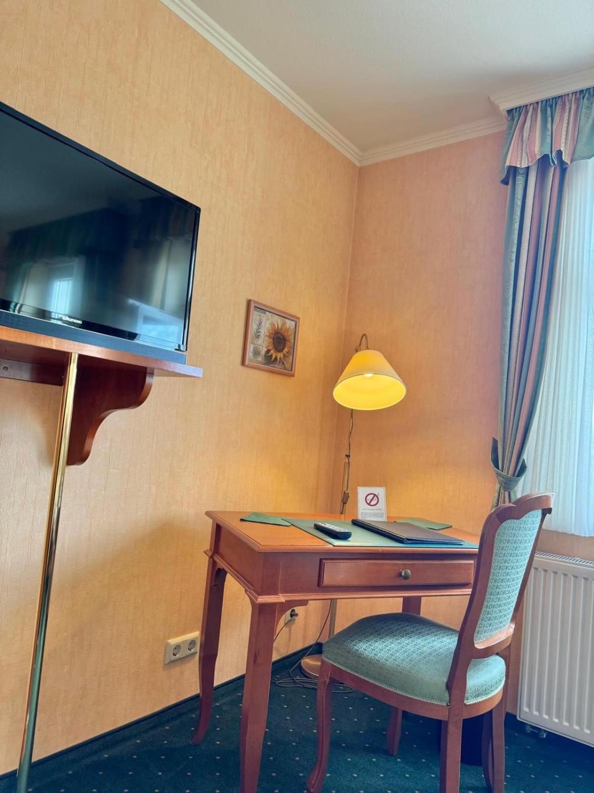 Pension Alter Kutschenbauer Wernigerode Quarto foto